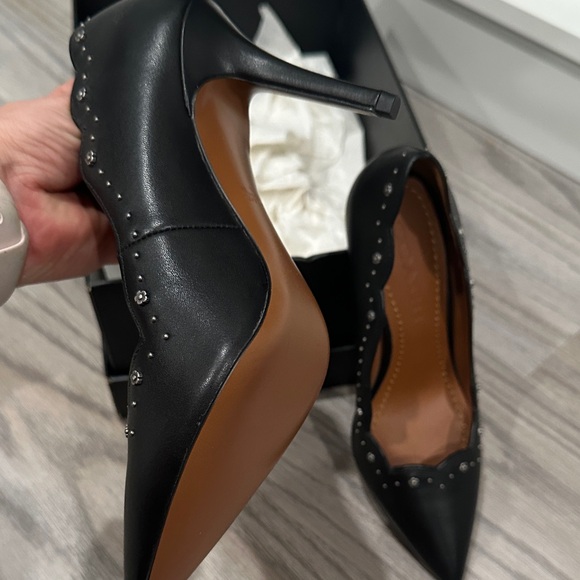 New Coach Black Scalloped Pointed-Toe Heels with Stud Detail - Picture 5 of 11